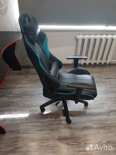 Игровое кресло thunderx3