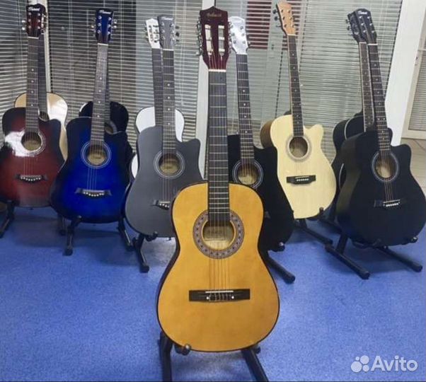 Гитара новая