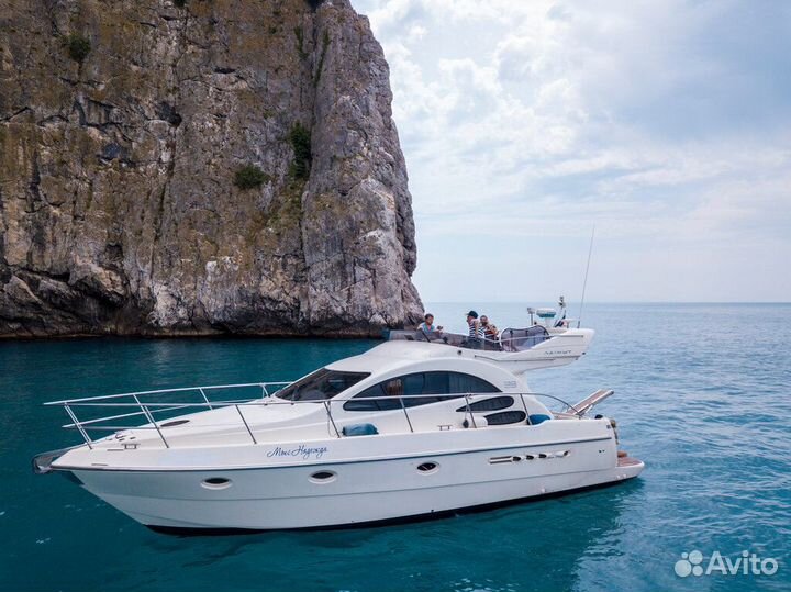 Аренда яхт и катеров. Морские прогулки. Туры