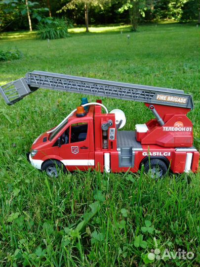 Пожарная машина bruder