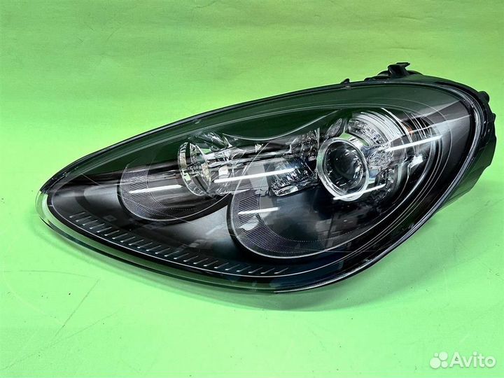 Фара левая Porsche Cayenne 2