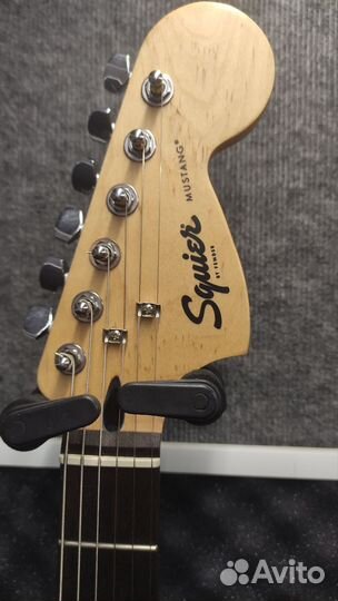 Электрогитара fender squier Mustang limited series