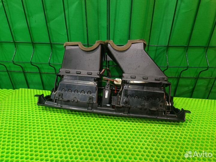 Воздуховод печки Bmw 5 F10