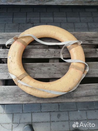 Круг спасательный