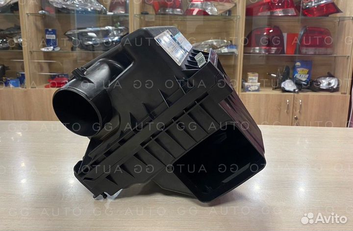 Корпус воздушного фильтра Камри 2.5л V70 2017