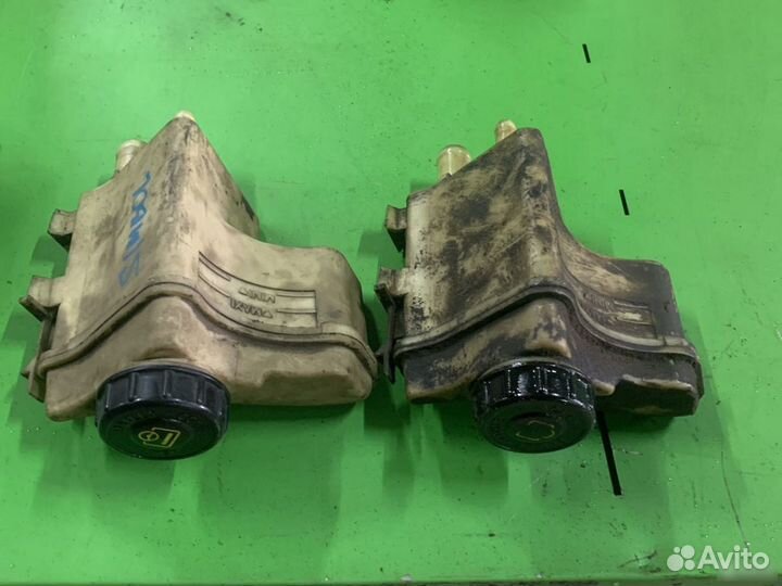 Бачок гидроусилителя Renault Symbol 1998-2008