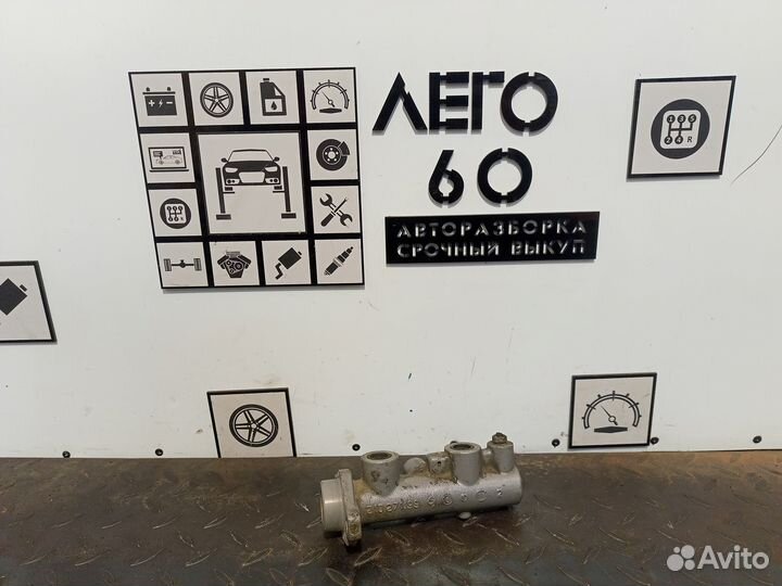 Цилиндр тормозной главный для Mitsubishi Carisma