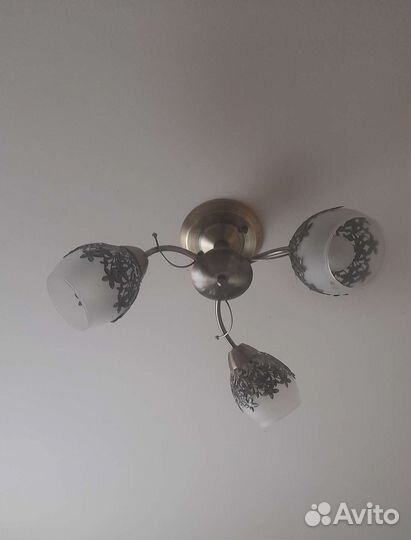 Люстра потолочная бу