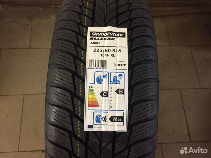 R18 Bridgestone Blizzak LM-001 225/60, PCD 5x112 DIA 66.6