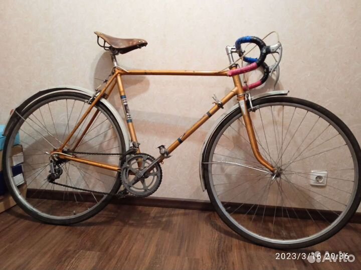 Шоссейный велосипед