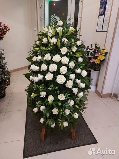 Ритуальные венки и корзины, траурные венки, 120 см