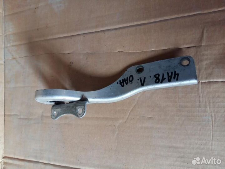 Петля капота левая Opel Agila A 2000-2008