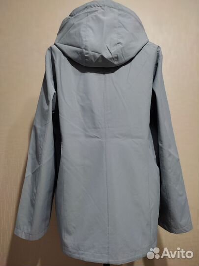 Женская ветровка на подкладке 56 размера