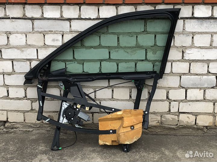 Стеклоподъемник передний правый Ауди А4 В5