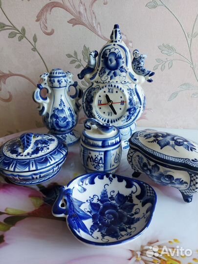 Посуда Гжель