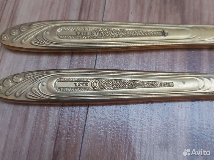 Кухонные ножи золоченные