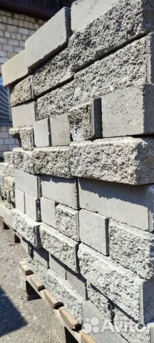 Кирпич рваный камень