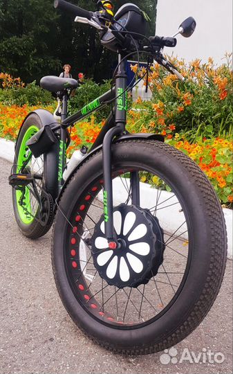 Мотор колесо для велосипеда со встроенным акб