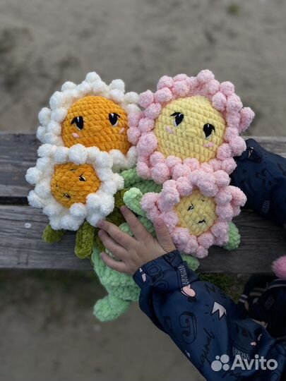 Игрушка цветок обнимашка