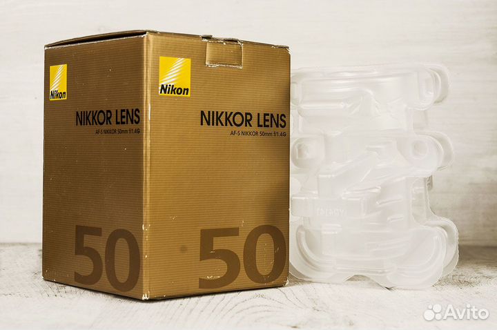 Коробки от Nikon FM2 и nikkor afs 50/1,4G