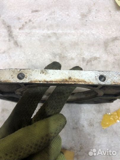 Крышка коленвала Audi Allroud Quattro A6 2.7BES