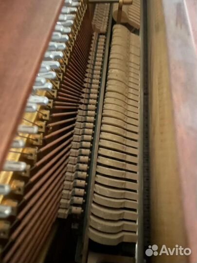 Продам пианино Ronisch