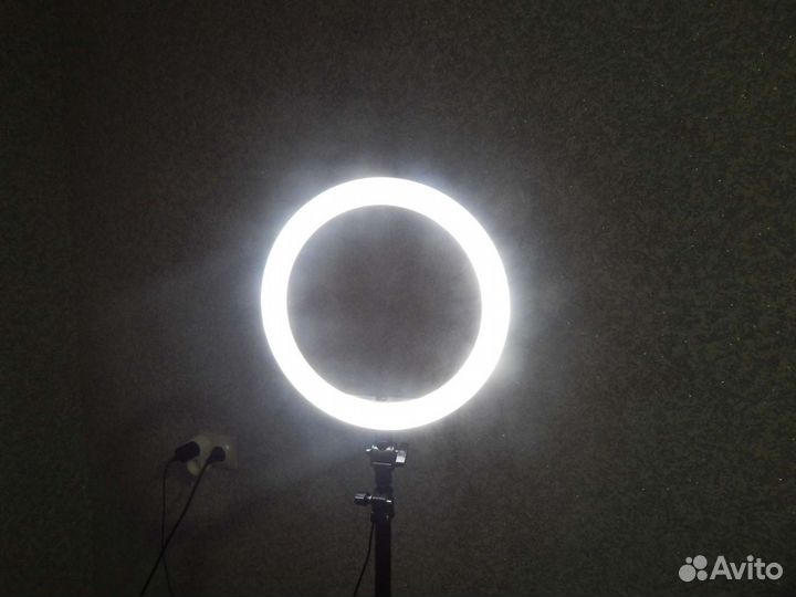 Кольцевая LED и RGB лампа диаметр 26 см с раздвижн