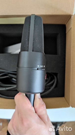 Продам микрофон sE Electronics X1S Vocal Pack