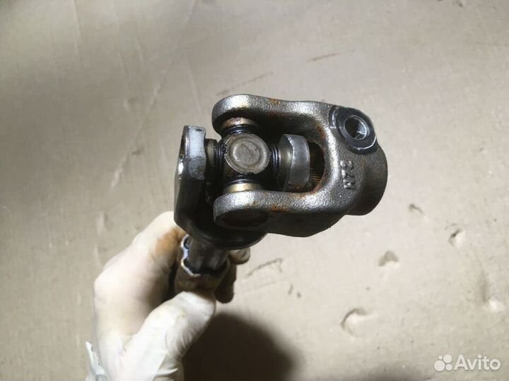 Карданчик рулевого управления Шкода Рапид