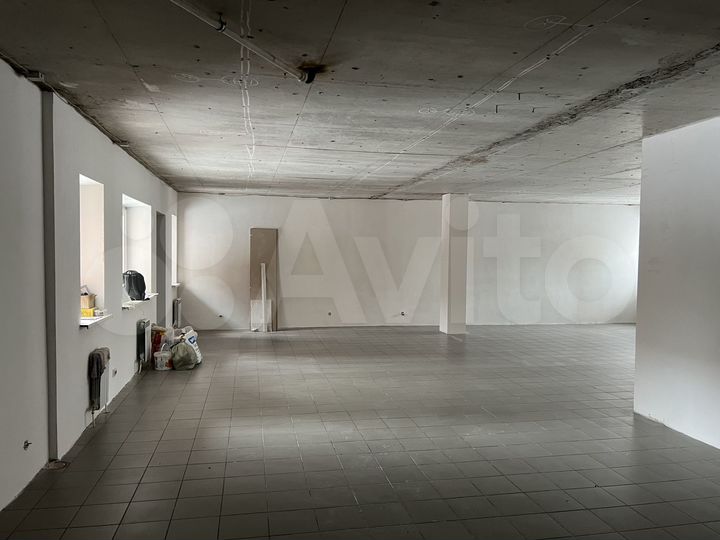 3-к. апартаменты, 113 м², 1/9 эт.