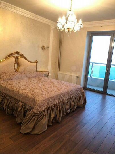 3-к. квартира, 125 м², 8/23 эт.