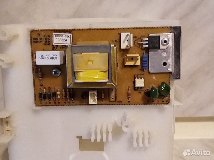 Пылесос Samsung 1800 на з/п