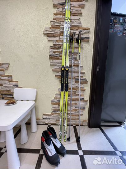 Беговые лыжи fischer classic plus