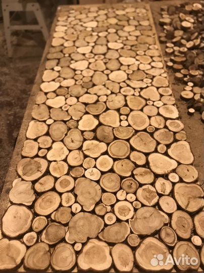 Панно из можжевельника