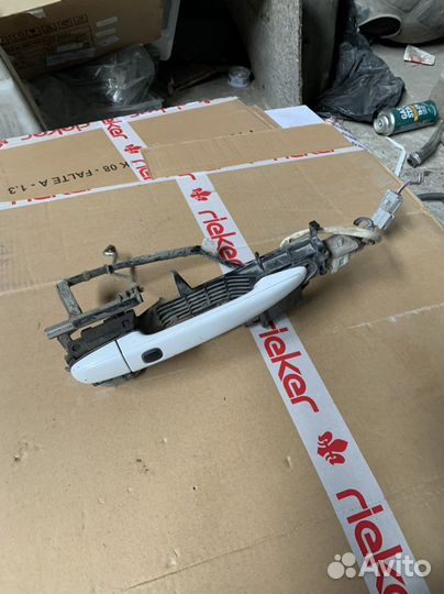 Ручка безключевой доступ Toyota Camry 40