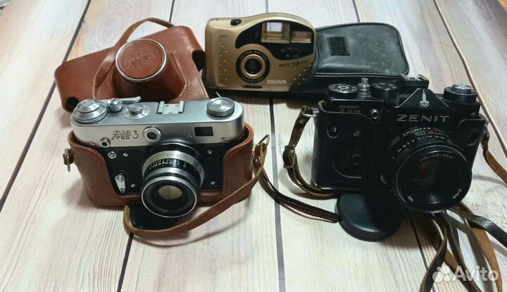 Плёночный фотоаппарат и цифровые