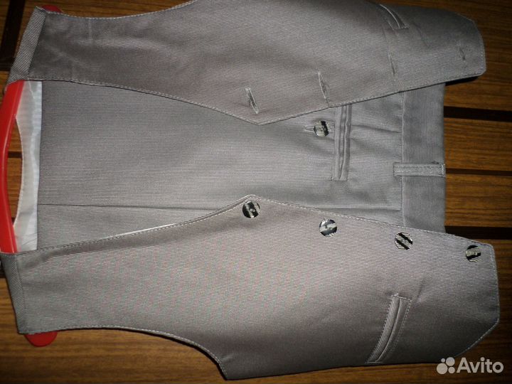 Костюм на выпускной для мальчика на 5-6 лет