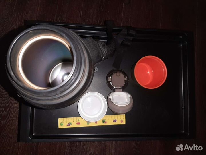 Продам Термос два раза использовалигреетсяостывает