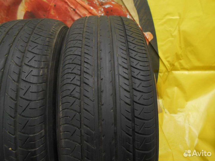Yokohama E70 DB 215/60 R16