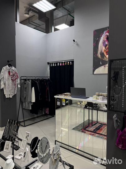 Готовый бизнес магазин дизайнерской одежды