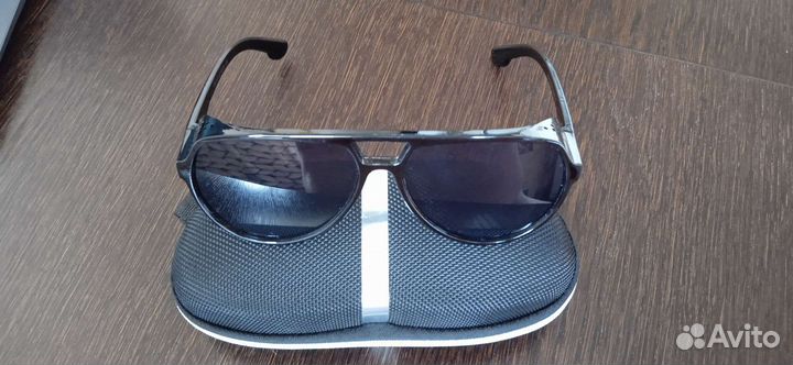 Очки с футляром