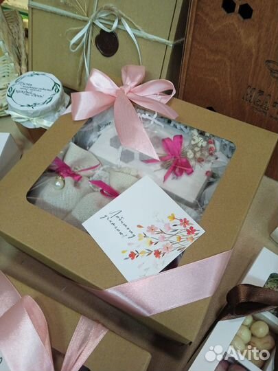 Подарок на 1 сентября учителю и ребёнку