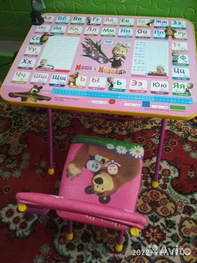 Детский стол и стул