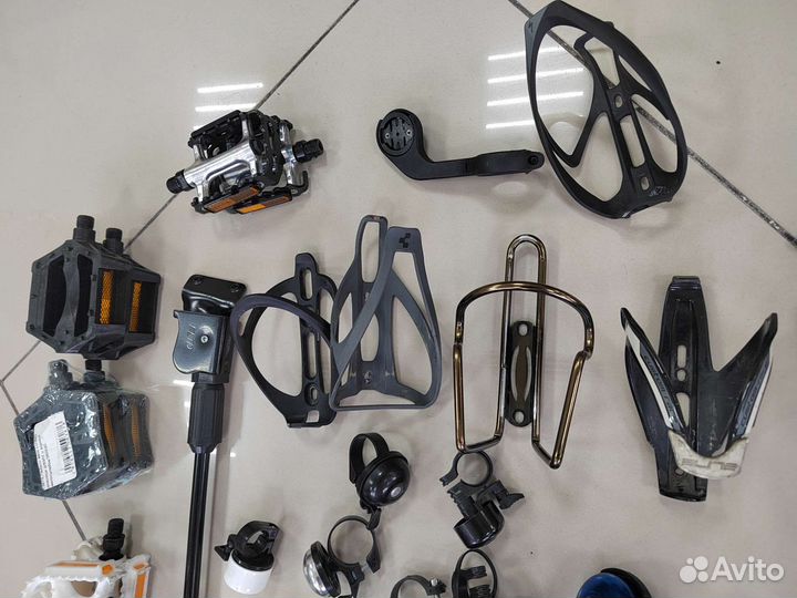 Запчасти и инвентарь для велосипеда