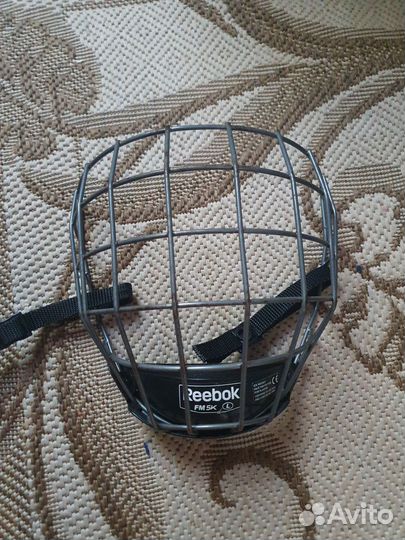 Шлем хоккейный