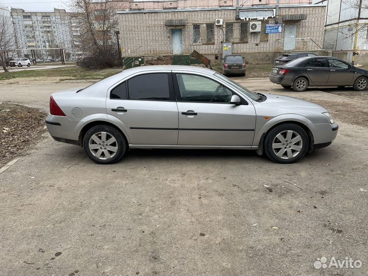 Ford Mondeo 1.8 МТ, 2003, 273 000 км