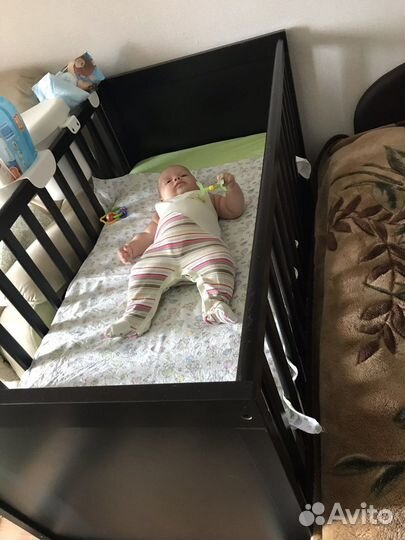 Детская кроватка IKEA с матрасом