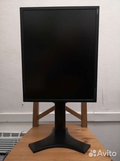 Монитор NEC MultiSync lcd 1990SX