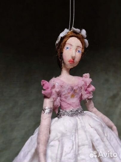 Куколка из ваты балерина, Крепостной балет