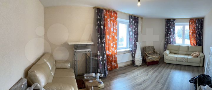 2-к. квартира, 57 м², 1/4 эт.